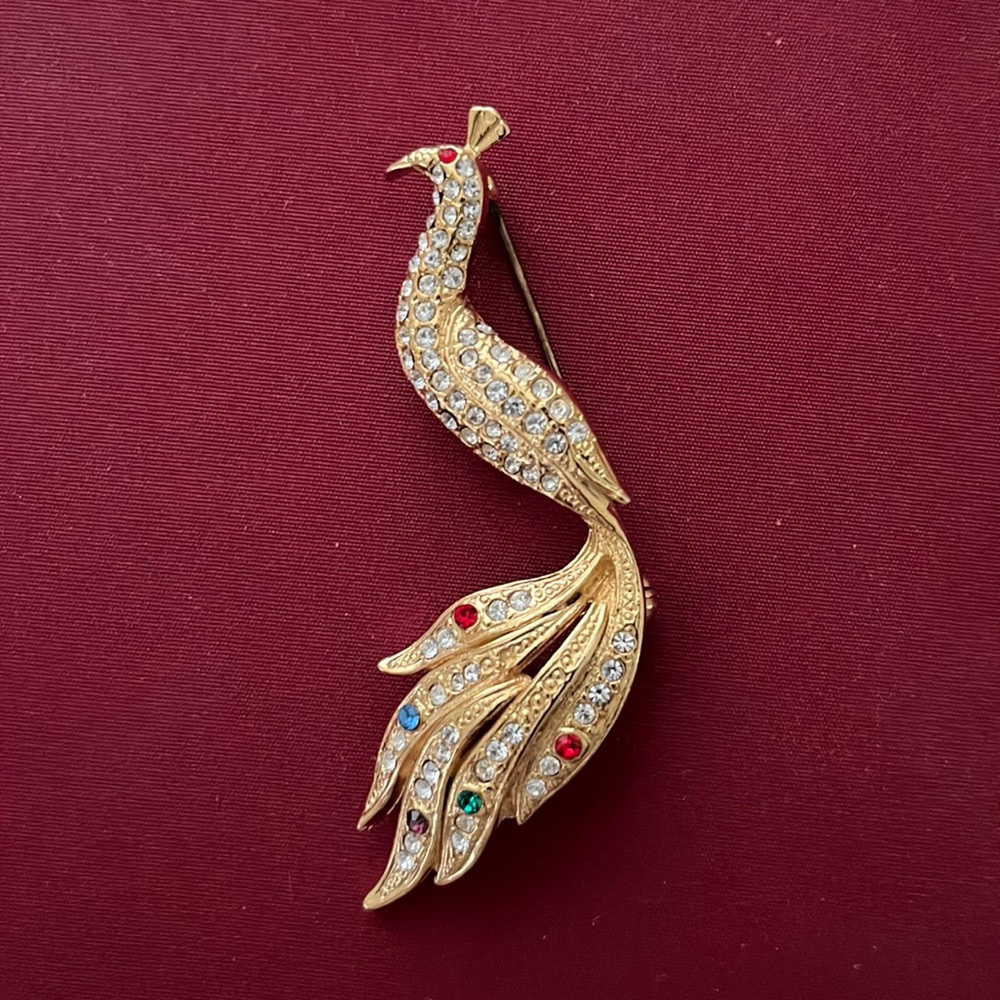 Vintage Jeweled Gold Peacock Brooch NWOT